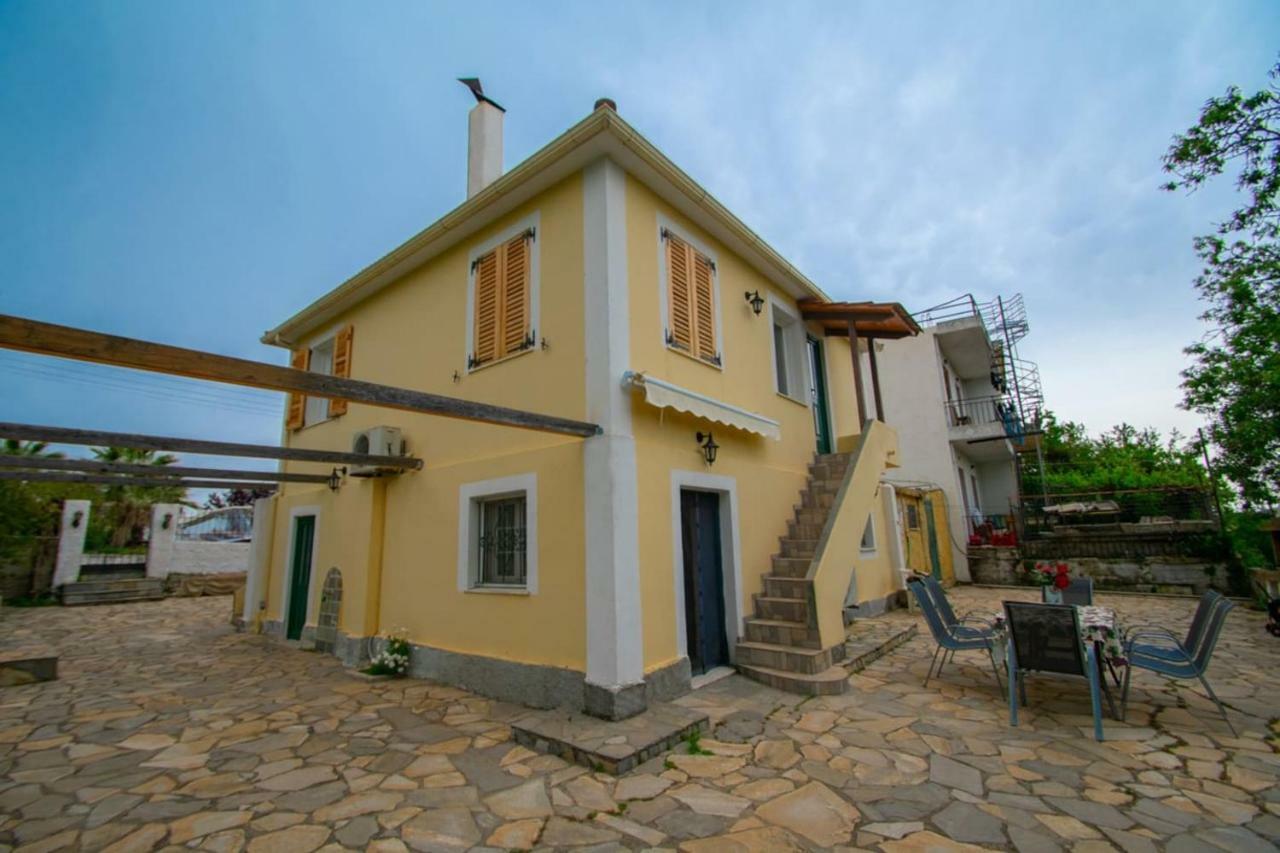 Traditional Village House Méson Yerakaríon Exteriör bild